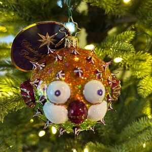 NWT Christopher Radko “Always Puff a Kiss” Ornament